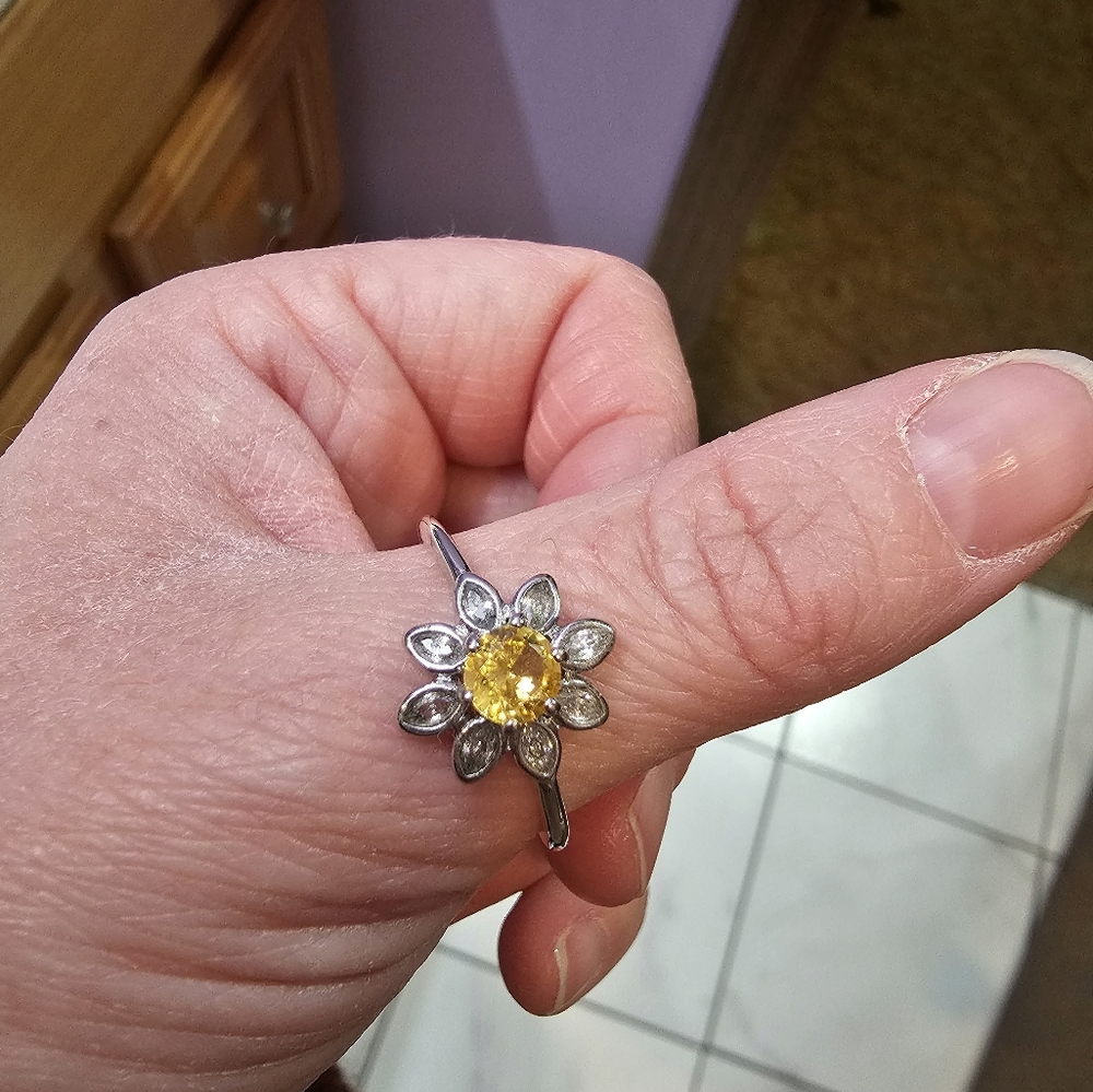 Ring - Picture 7 of 7